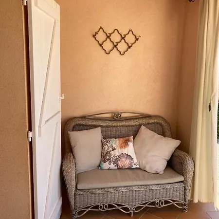 Nocleg ze śniadaniem Lone Star House Sainte-Maxime