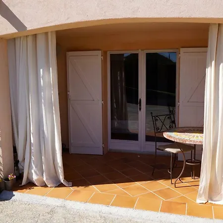 B&B Lone Star House 4*