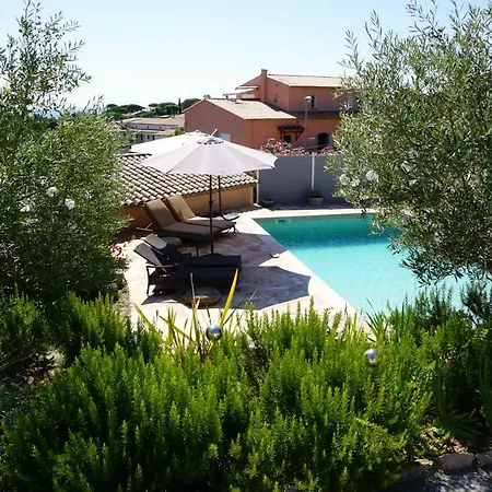 Lone Star House לינה וארוחת בוקר